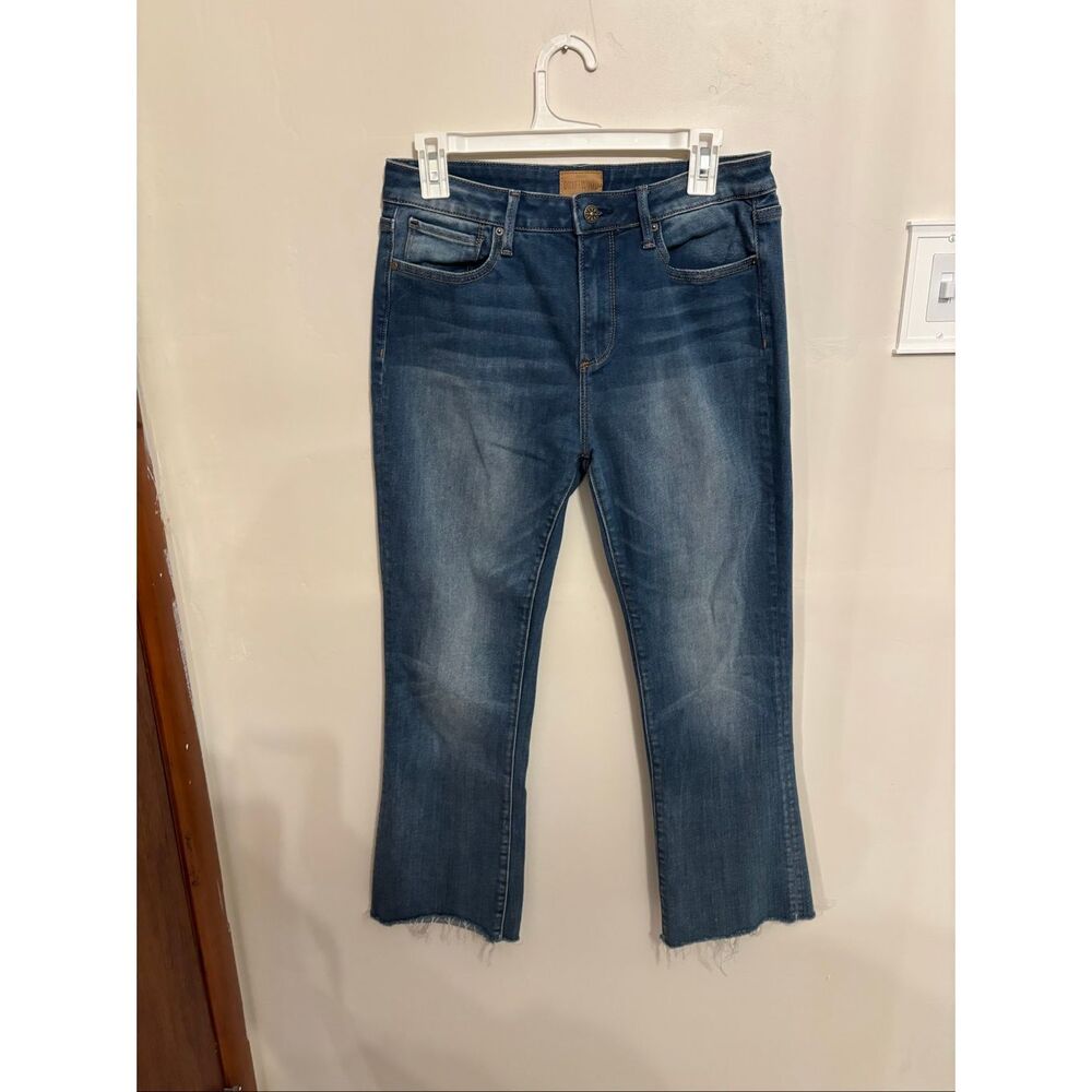 Driftwood Roxy Cut Kick Flare Jeans Dark Wash Size 29 Sundance Raw Hem Like New